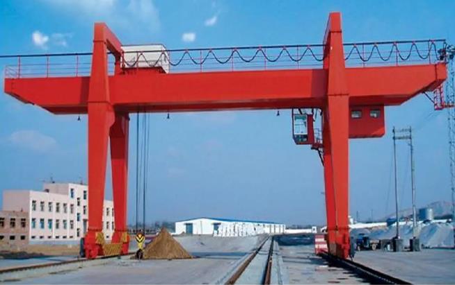 U型雙梁龍門吊 U型雙梁龍門吊