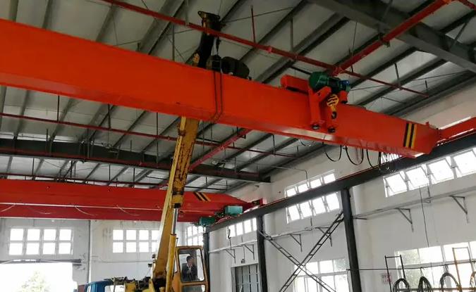 偏掛式橋式起重機 偏掛式橋式起重機