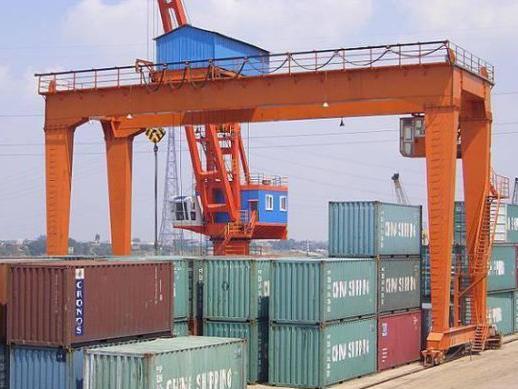 軌道式集裝箱龍門吊 軌道式集裝箱龍門吊