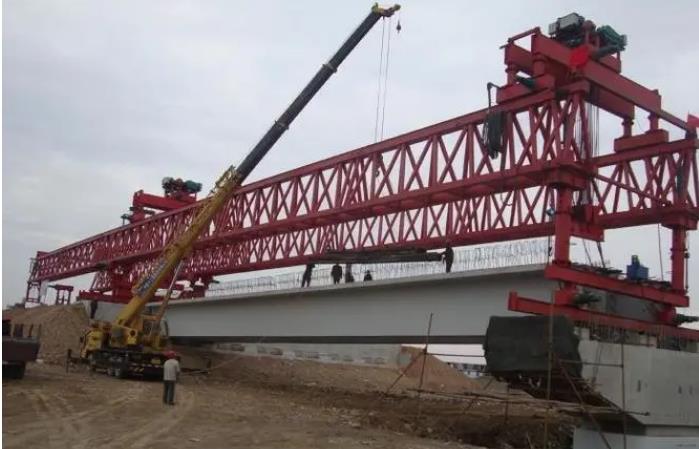 JQJ30M-120T公路架橋機(jī) JQJ30M-120T公路架橋機(jī)